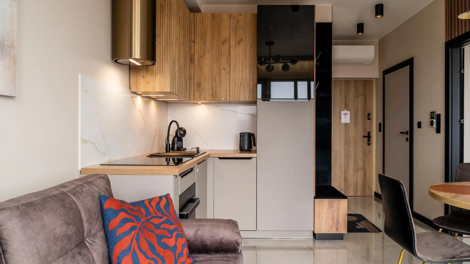 Rentplanet - Apartamenty Quorum Βρότσλαβ Διαμέρισμα