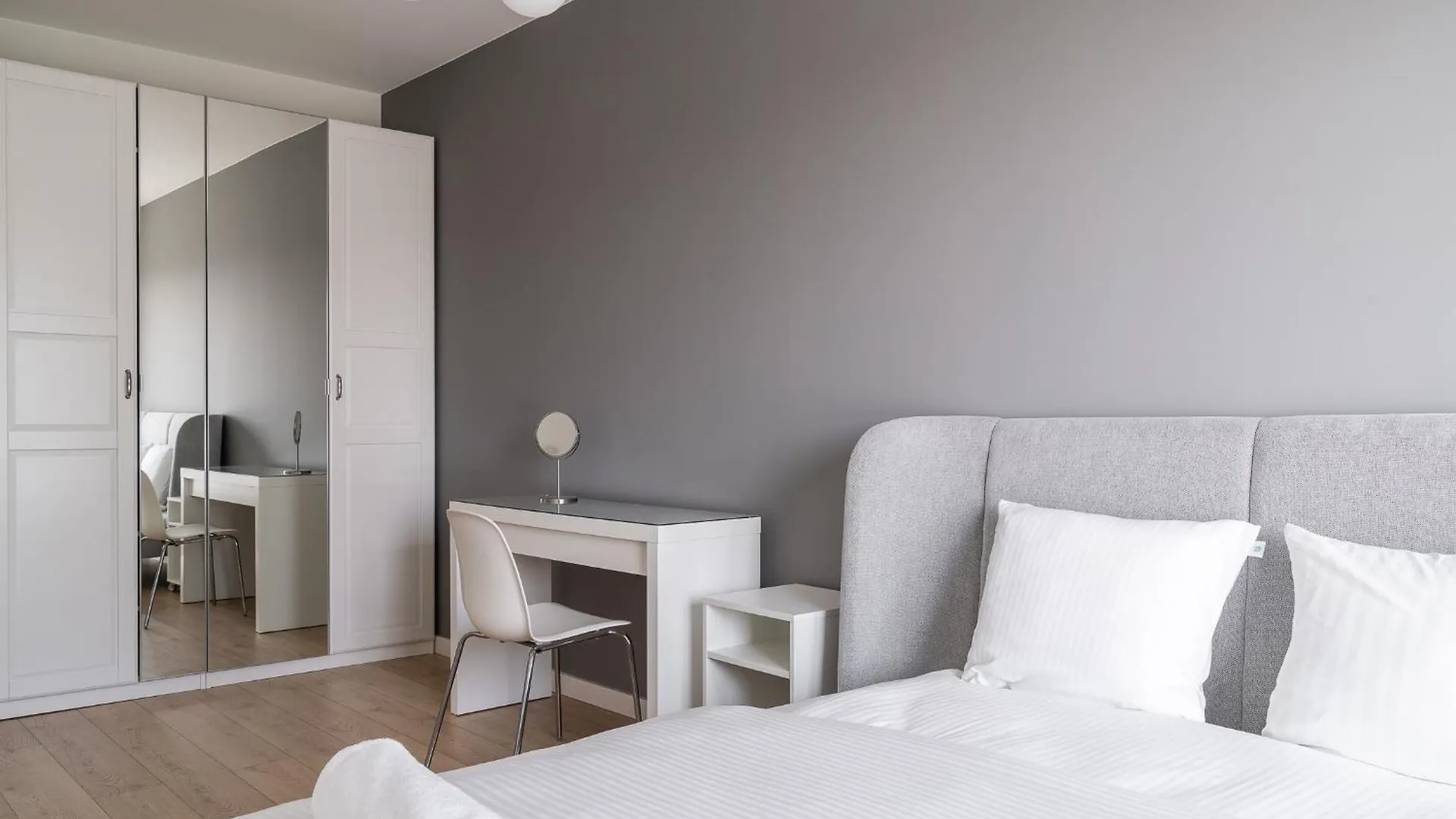 Rentplanet - Apartamenty Quorum Βρότσλαβ Διαμέρισμα