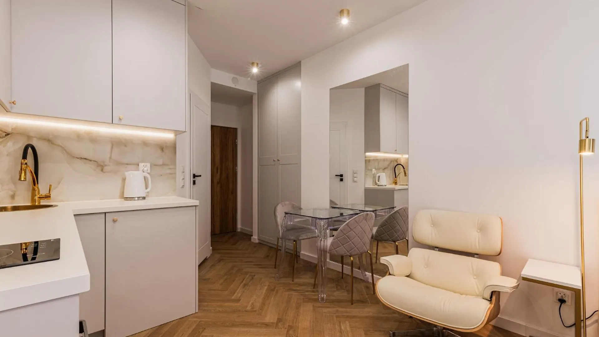 Rentplanet - Apartamenty Quorum Βρότσλαβ Διαμέρισμα